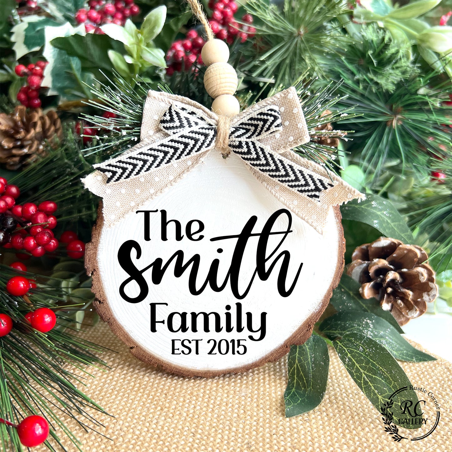 Family name ornaments, Personalized ornament.